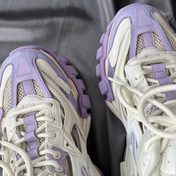 Balenciaga Sneakers - Picture 7 of 12